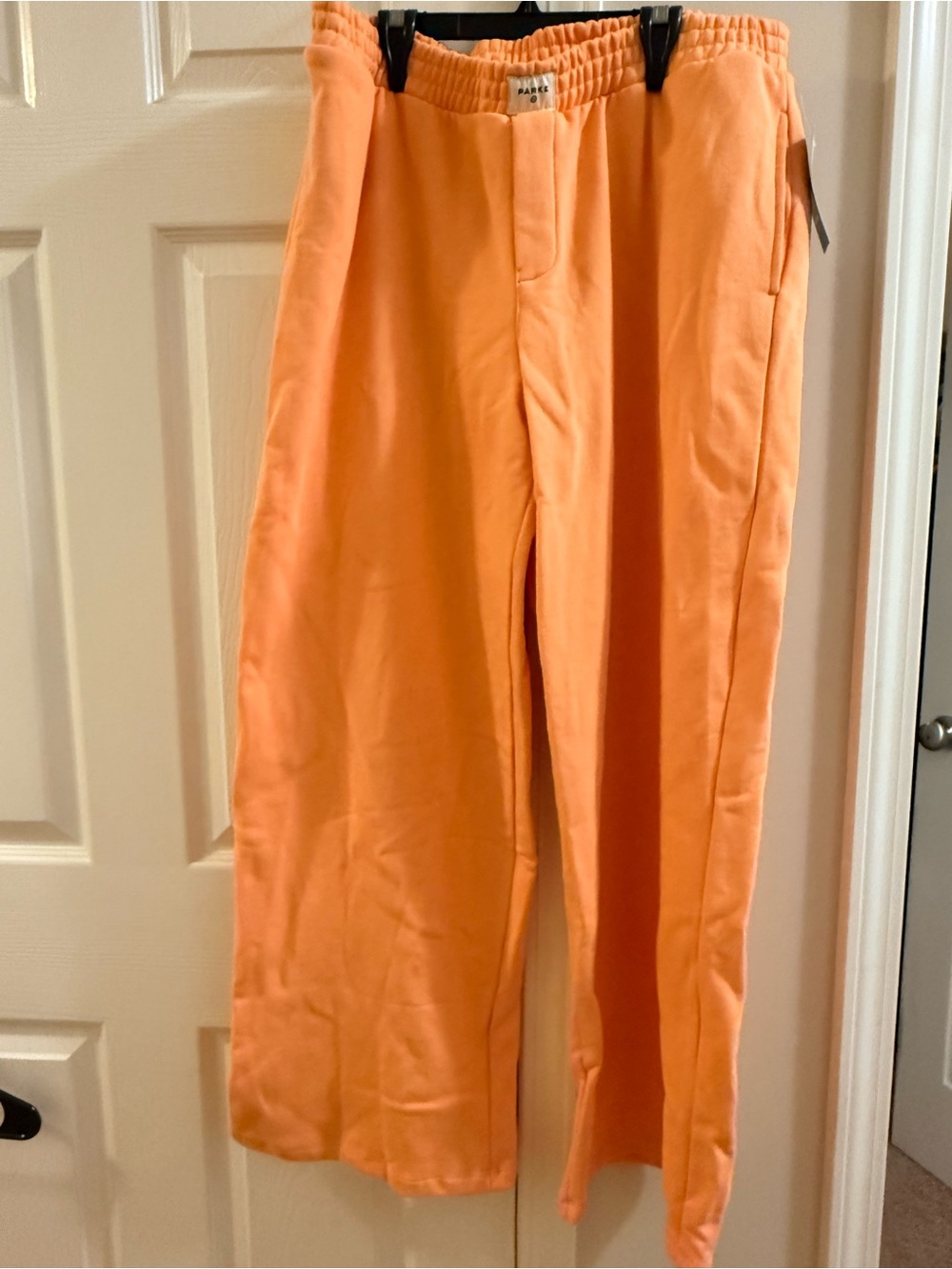 *NEW* Parke - Women’s Sweatpants - size Large
